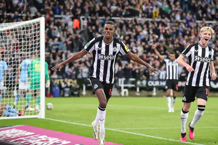 Alexander Isak odsunięty od Newcastle