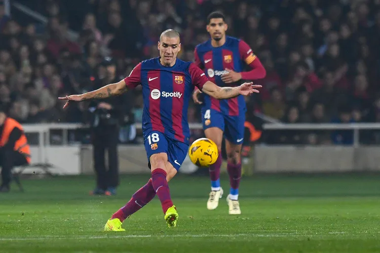Niespodziewany bohater na treningu Barcelony – Oriol Romeu zaskakuje wszystkich
