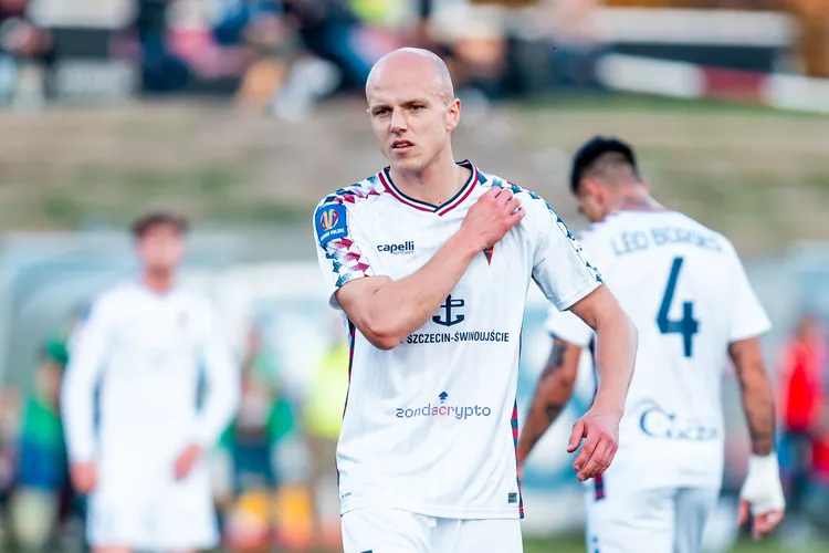 Rafał Kurzawa opuszcza Pogoń Szczecin, ale zostaje w Ekstraklasie