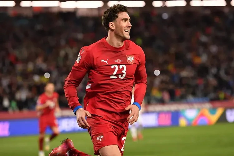 Barcelona rozważa transfer Dusana Vlahovicia