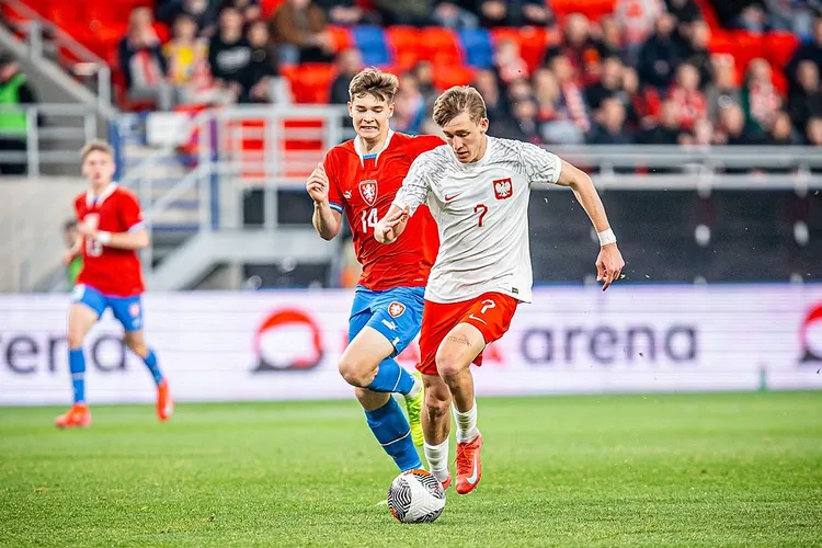 Wiktor Nowak wraca na Mazowsze