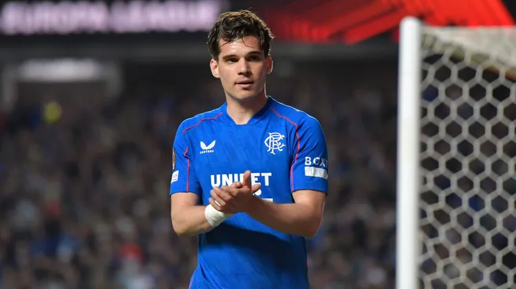 Legia Warszawa blisko transferu syna legendy! Ianis Hagi na celowniku stołecznego klubu