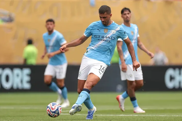 Real Madryt celuje w transfer Rodriego z Manchesteru City