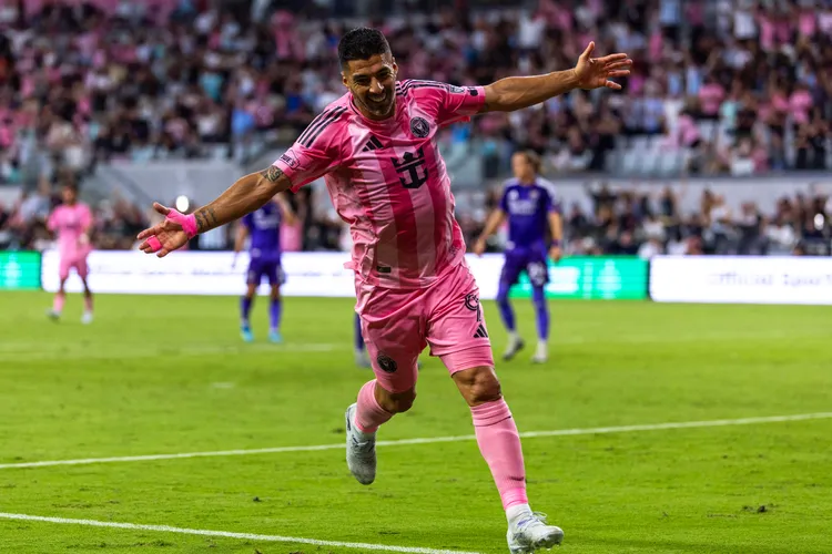 Luis Suarez zagra na Mundialu?