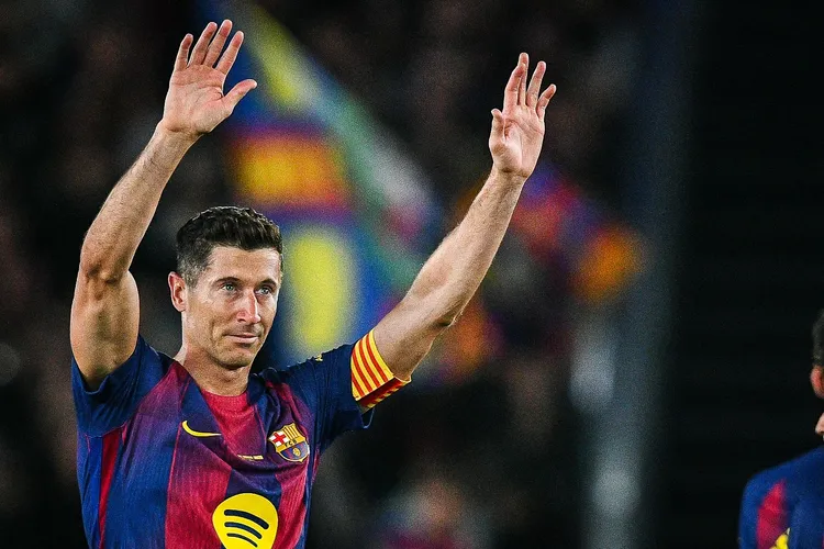 Robert Lewandowski otrzymał OFICJALNĄ ofertę z tego klubu!