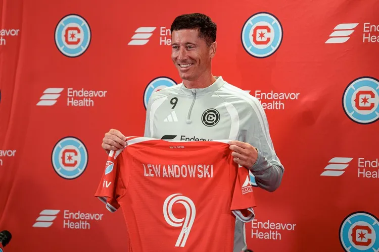 Lewandowski ryzykuje w Chicago? Ekspertka ostrzega