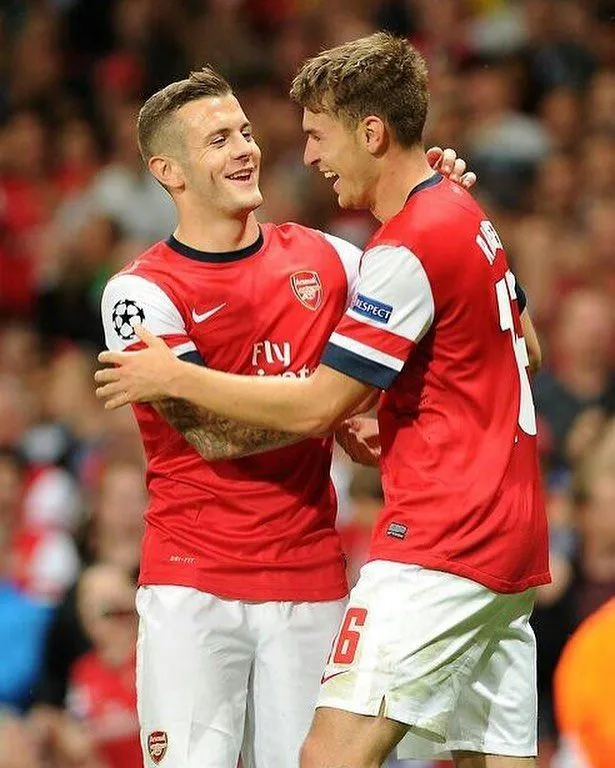 Wilshere i Ramsey spotkają się przy linii