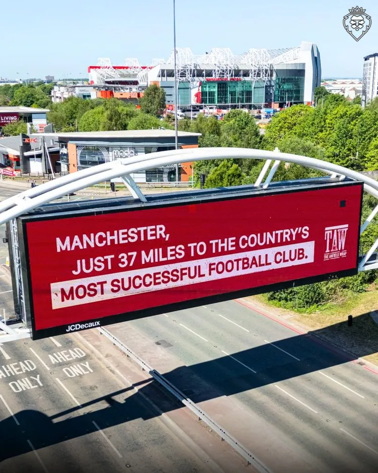 Liverpool zadrwił z kibiców Manchesteru United!