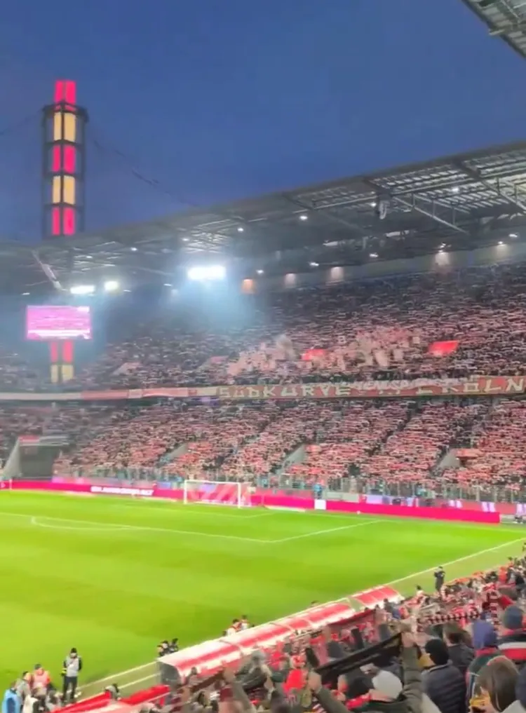 50 tysięcy osób oglądało mecz w młodzieżowej Lidze Mistrzów 🤩