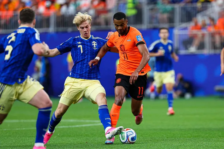 Lucas Bergvall na wylocie z Tottenhamu – nowe perspektywy w Premier League