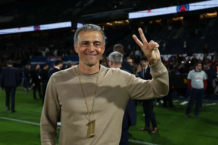 Luis Enrique na celowniku Manchesteru United – triumf w Lidze Mistrzów może być kluczowy