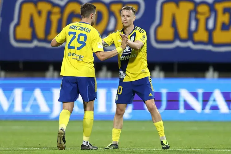 Arka Gdynia - Stal Rzeszów: Typy, Analiza, Kursy 01.08.2026