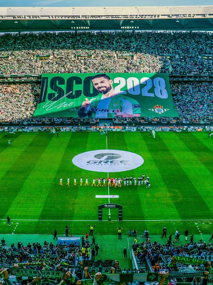 W taki sposób Real Betis ogłosił przedłużenie kontraktu z Isco 💚