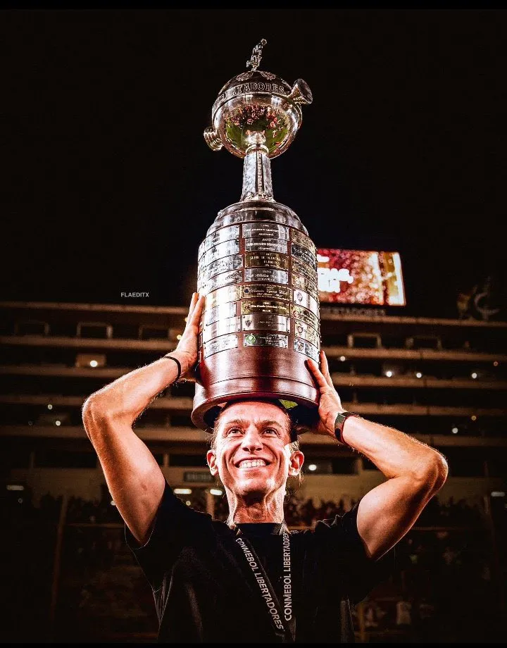 Filipe Luis przedłużył kontrakt z Flamengo
