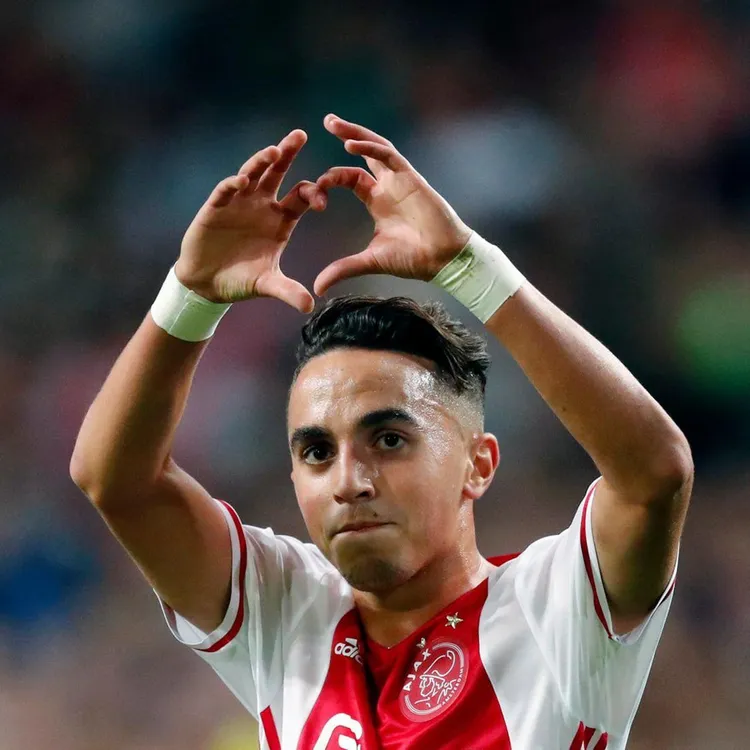 Wyjątkowy gest pamięci Ajaxu. Robią to nieprzerwanie od 9 lat