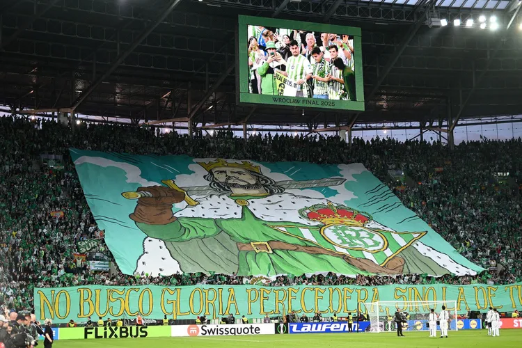 Oprawa Betisu na finale LKE