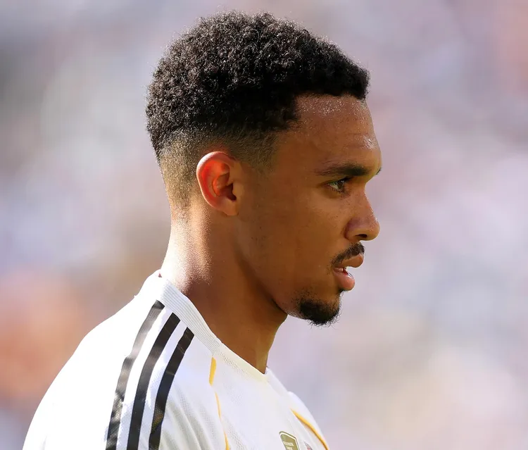 Trent Alexander-Arnold z kontuzją! Nie zagra przeciwko PSG