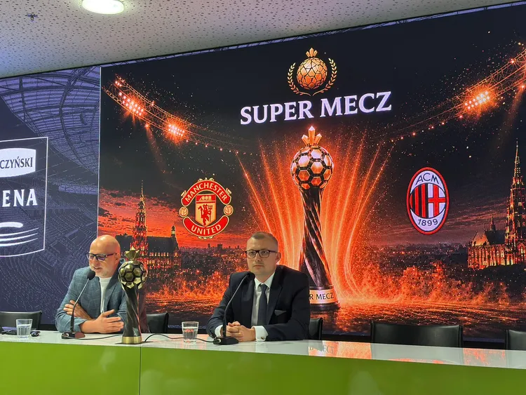 Oficjalnie: Manchester United i AC Milan zagrają w Polsce