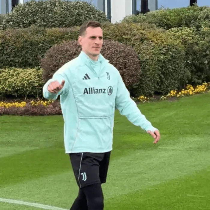 Arkadiusz Milik już na treningu 😍
