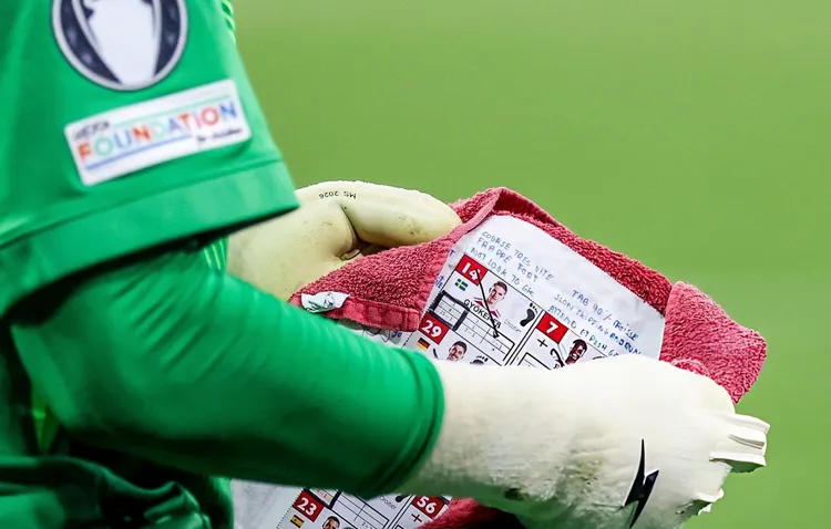 Tak wyglądały notatki bramkarza PSG przed serią rzutów karnych