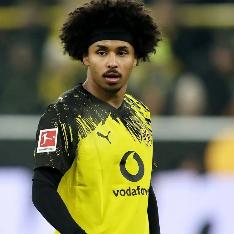 BVB odrzuca pierwszą ofertę Barcelony za Adeyemiego!
