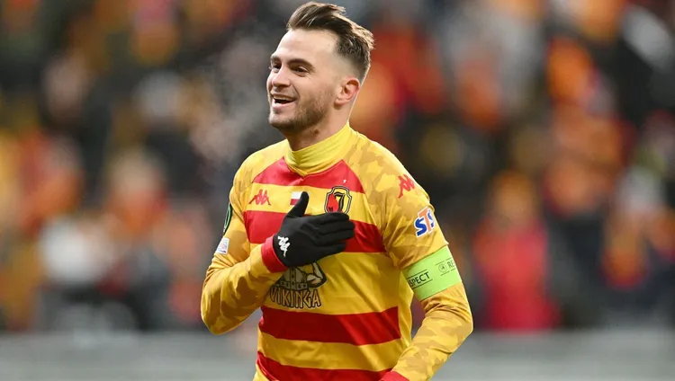 Jagiellonia Białystok – Raków Częstochowa: Typy, Analiza, Kursy 02.11.2025