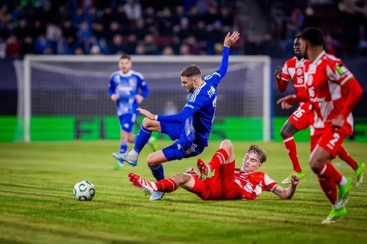 Liga Konferencji: polskie drużyny bez szczęścia w pierwszych meczach 1/8 finału