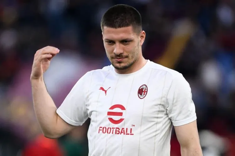 Jović na celowniku PSV - AEK stawia warunki