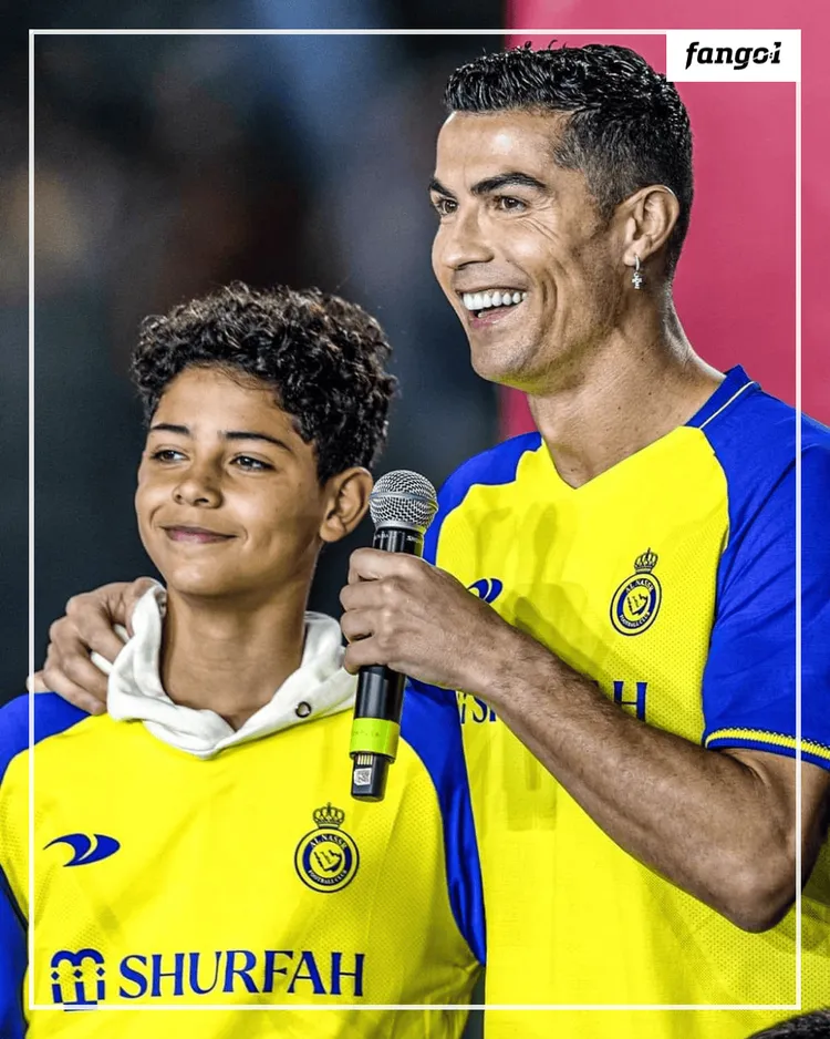Cristiano RONALDO zagra razem ze swoim synem?!