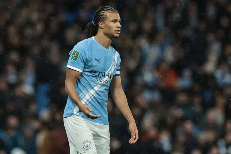 Nathan Ake najpewniej opuści Manchester City. PSV w grze o transfer