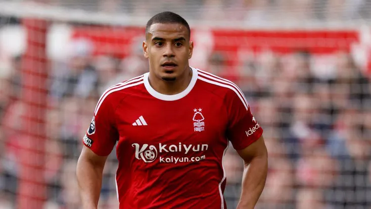 Chelsea i Arsenal rywalizują o Murillo. Barcelona również w grze
