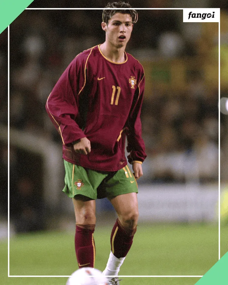 22 lata temu Ronaldo zadebiutował w kadrze Portugalii! 🥺