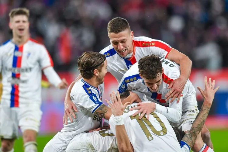 Kto powalczy o Ligę Mistrzów? Pełna lista pucharowiczów Ekstraklasy 2025/26