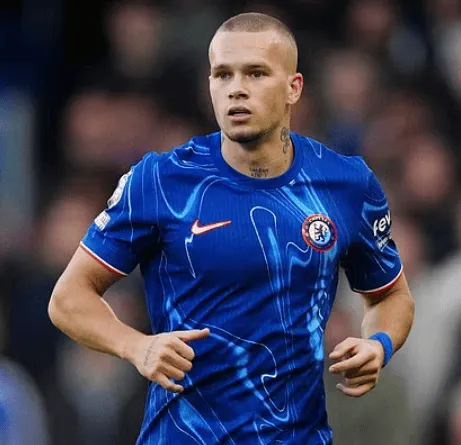 Chelsea odebrała numer Mudrykowi!