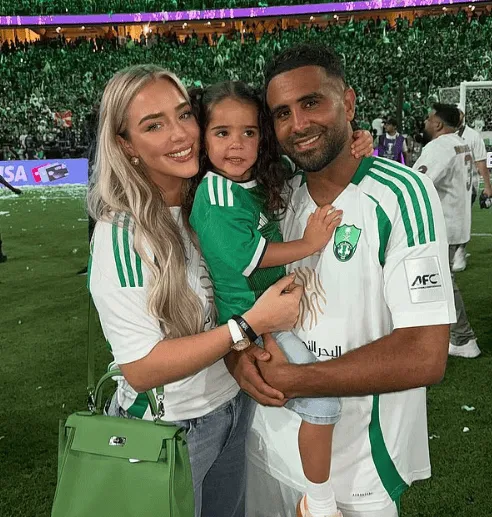 To dlatego Mahrez spóźnił się na zgrupowanie!