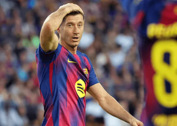 Robert Lewandowski w kryzysie: najgorszy miesiąc od lat i niepewna przyszłość w Barcelonie