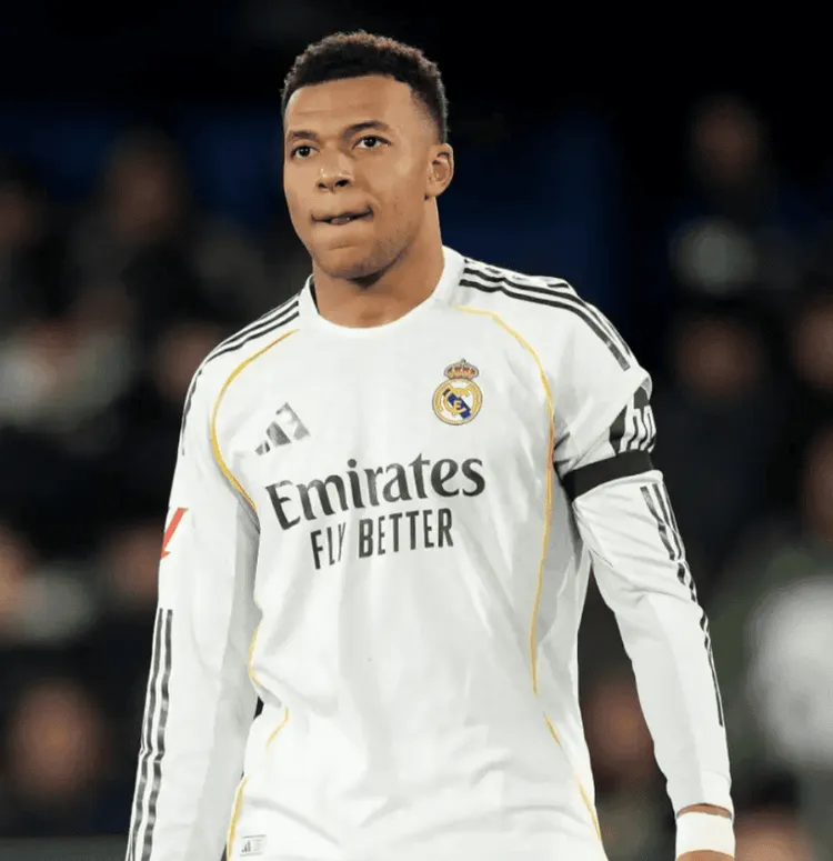 Sztab medyczny Realu pomylił kolana Mbappe - postawili błędną diagnozę!