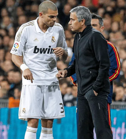 Jose MOURINHO może połączyć siły na ławce trenerskiej z byłym liderem Realu!