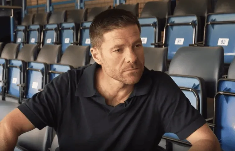 Xabi ALONSO mówi o tym, DLACZEGO wybrał Chelsea zamiast Liverpoolu!