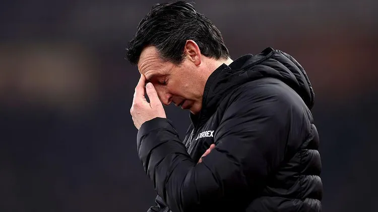 Aston Villa straci trenera?