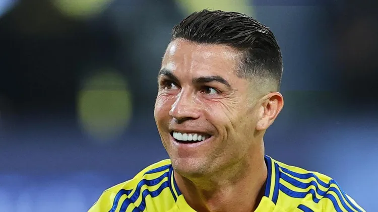 Cristiano Ronaldo z nowym kontraktem – rekordowa pensja i udziały w Al-Nassr