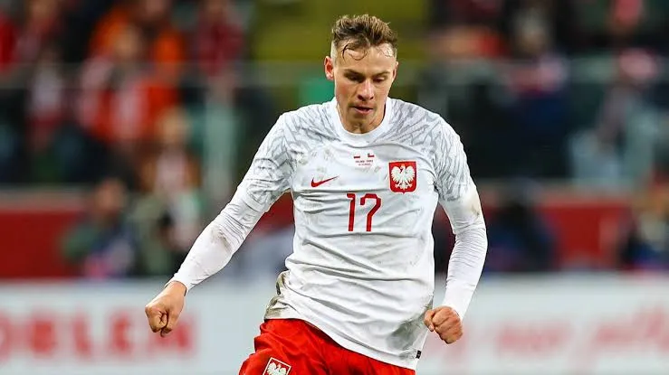 Szymon Żurkowski na zakręcie kariery. Spezia nie widzi miejsca dla Polaka