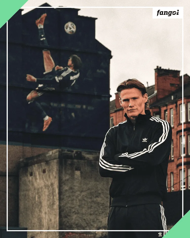 McTominay zrobił fotkę z muralem jego przewrotki!