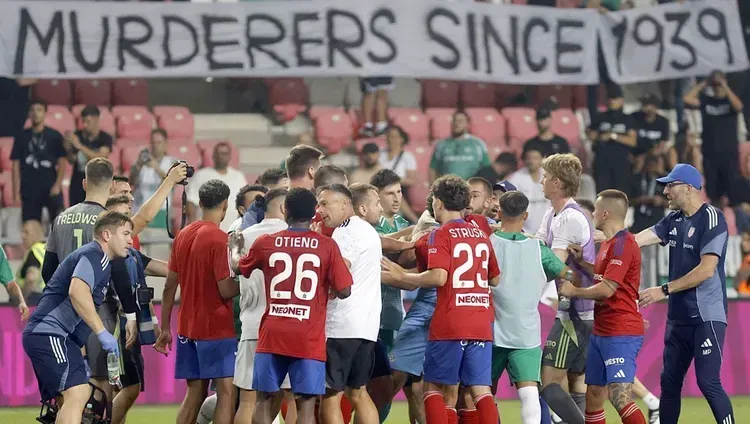 Maccabi Hajfa ukarane przez UEFA! 