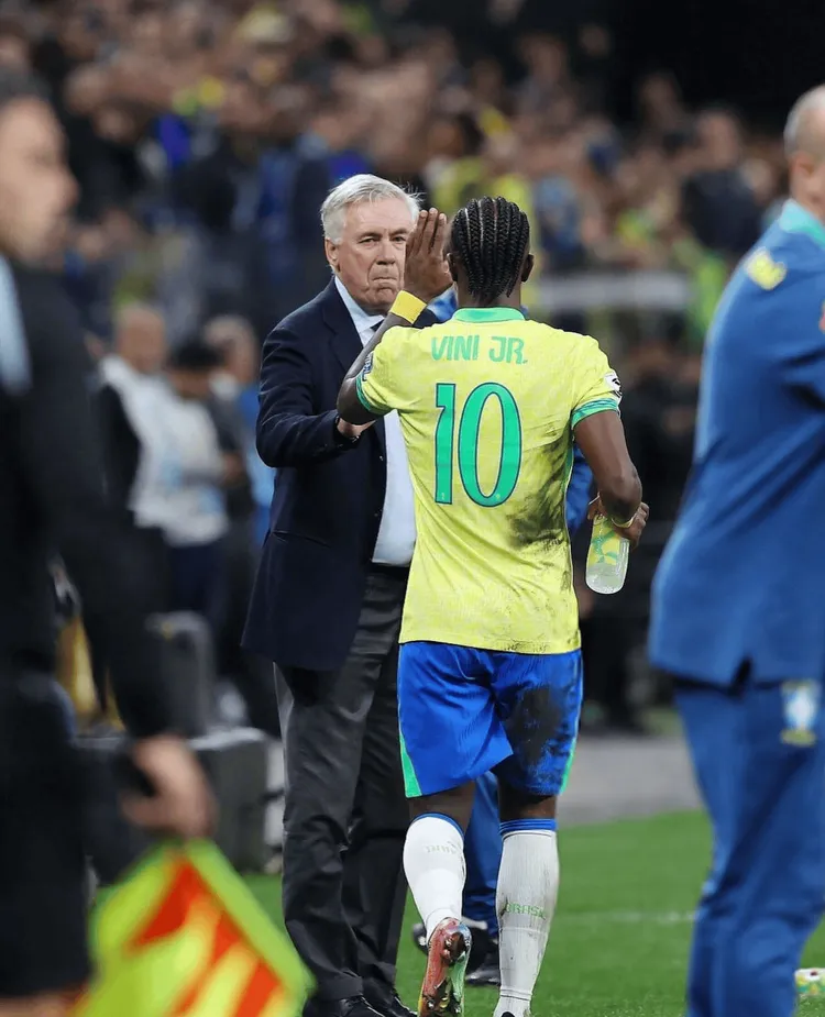 Starzy znajomi wprowadzają Brazylię na mundial!