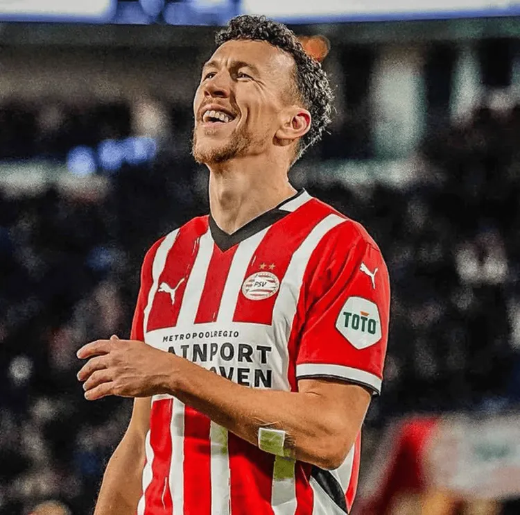 Zaskakujący kandydat na liście życzeń Barcelony!