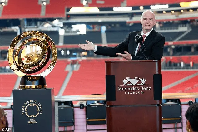 FIFA zmieni miejsca kibicom na stadionach!