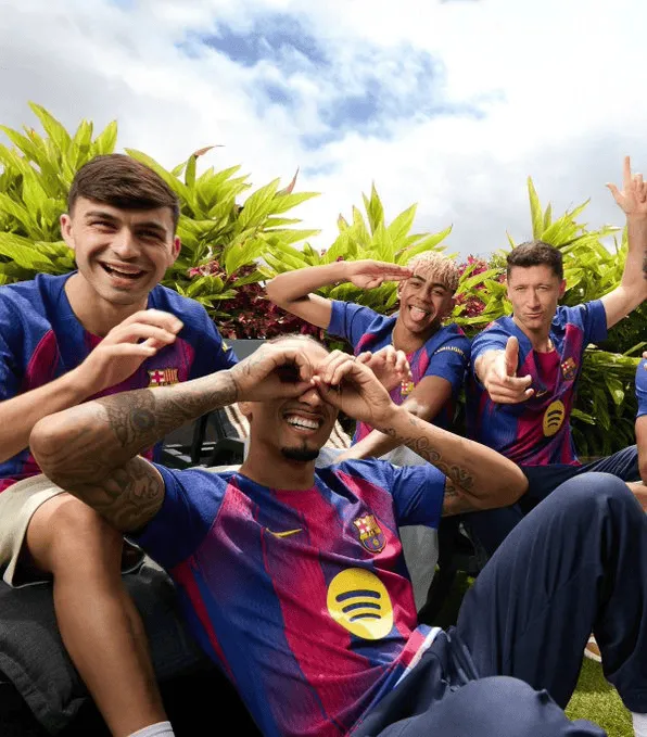 Barca ma nowe trykoty!