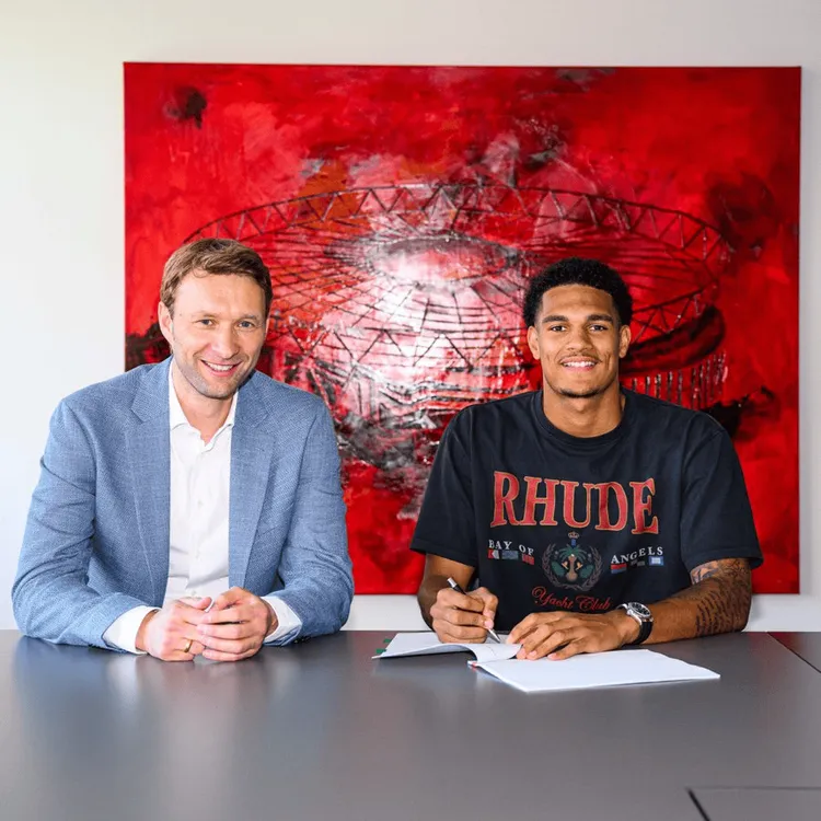 Quansah oficjalnie w Bayerze Leverkusen!