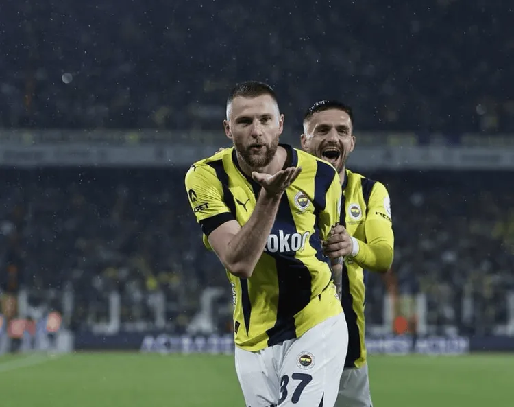 Fenerbahce nie zwalnia tempa!